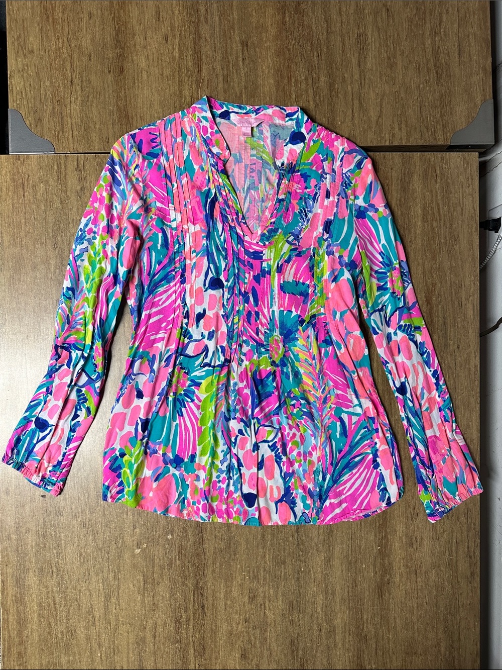 Lilly Pulitzer great shape Gumbo Limbo Sarasota multi color pink blue blouse top